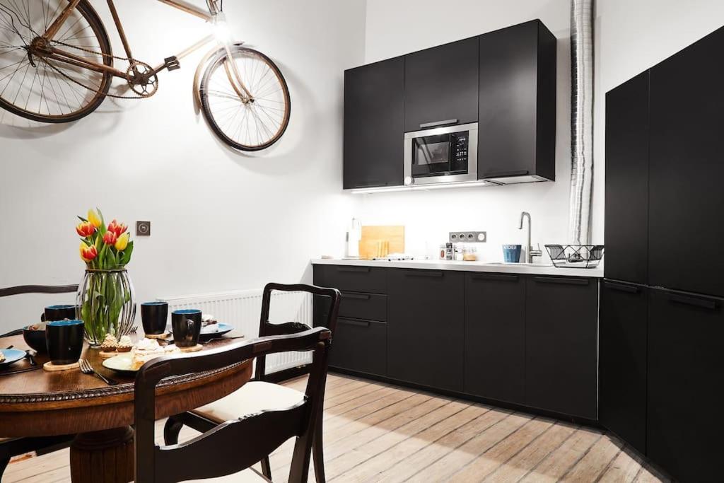 Househost Apartment: Jozefa Dietla 73/7 Krakau Buitenkant foto